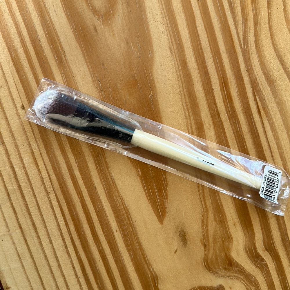 Bobbi Brown Foundation Brush